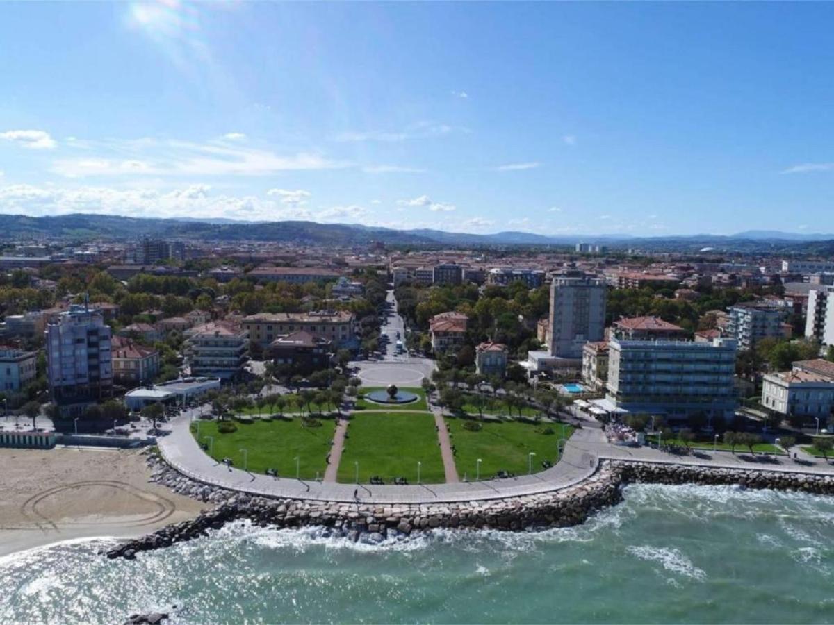 Casa Lazzarini Luxury Apartment Pesaro Bagian luar foto
