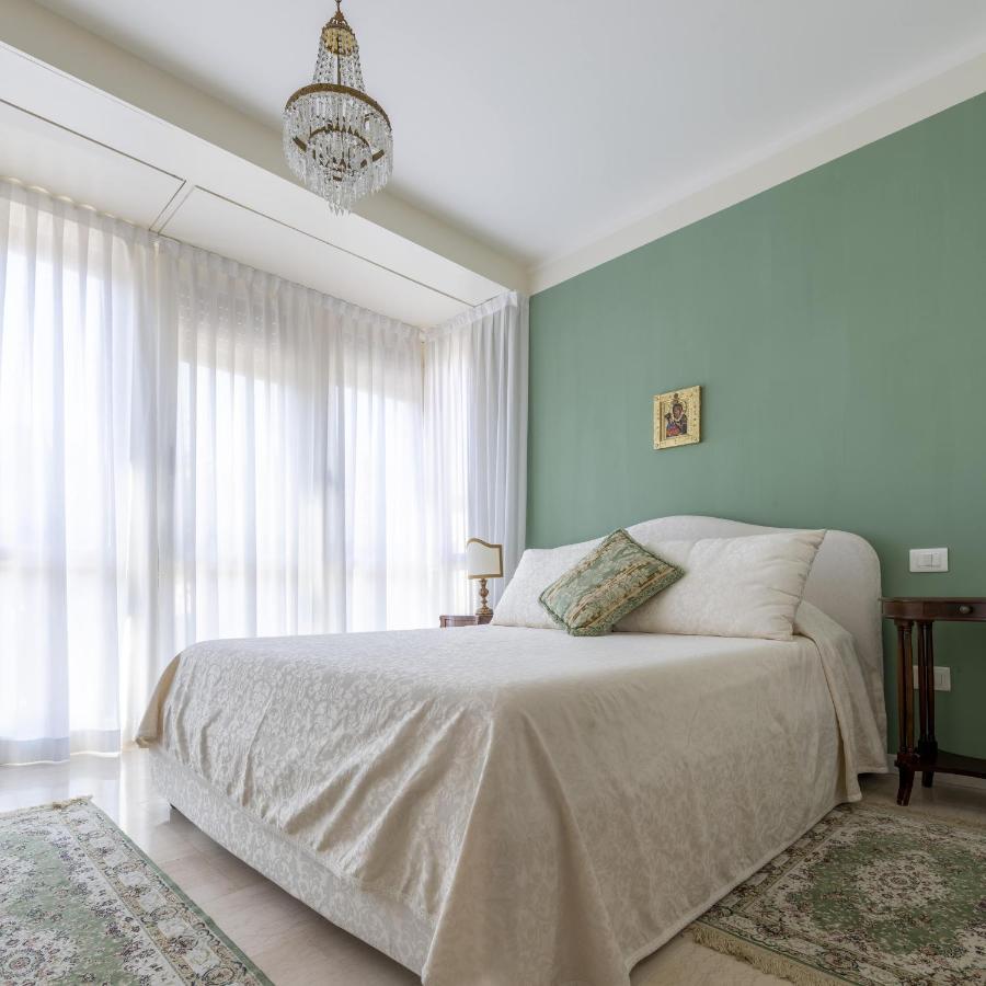 Casa Lazzarini Luxury Apartment Pesaro Bagian luar foto