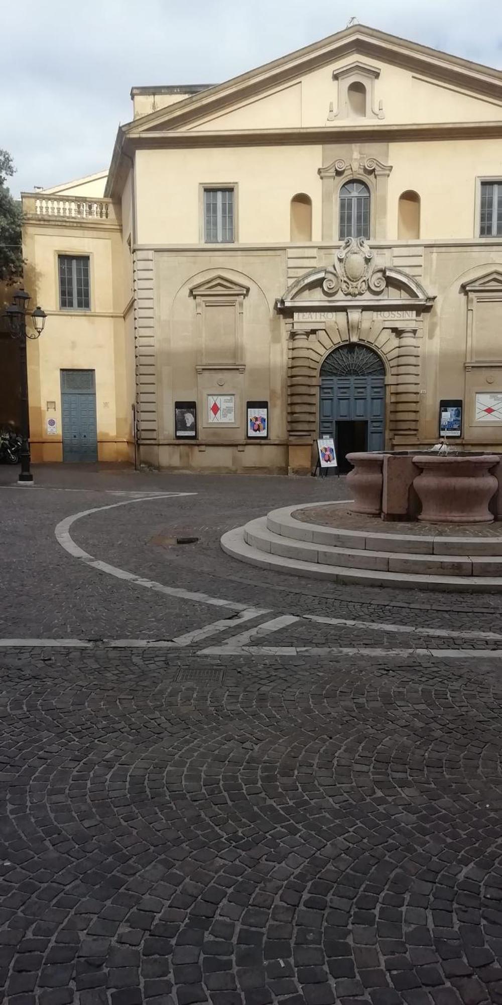 Casa Lazzarini Luxury Apartment Pesaro Bagian luar foto